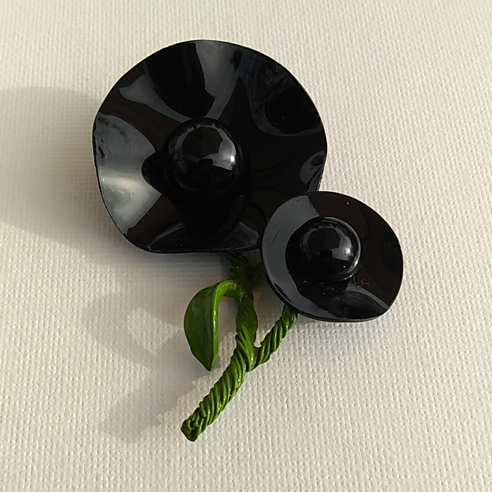 MCM VINTAGE NWOT Black/Green Mod Floral Brooch Pin - Picture 2 of 8